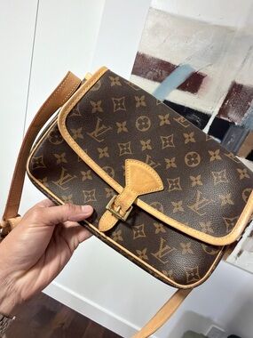 Louis Vuitton Monogram Canvas Shoulder Bag in Dark Brown & Tan